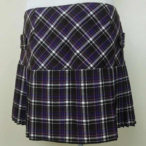No Boundaries Tartan Schoolgirl Skirt Size 11 Jr. - Picture 2 of 5